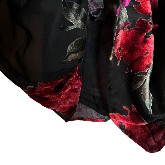 NWT! As U Wish floral velvet sleeveless dress - Picture 4 of 10